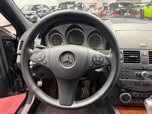 Used 2011 Mercedes-Benz C 300 4MATIC Sedan image 43