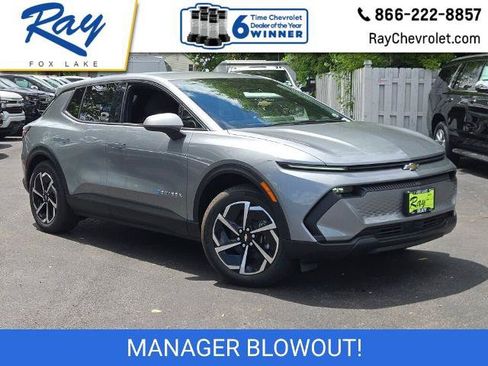 New 2026 Chevrolet Equinox EV LT FWD image 1