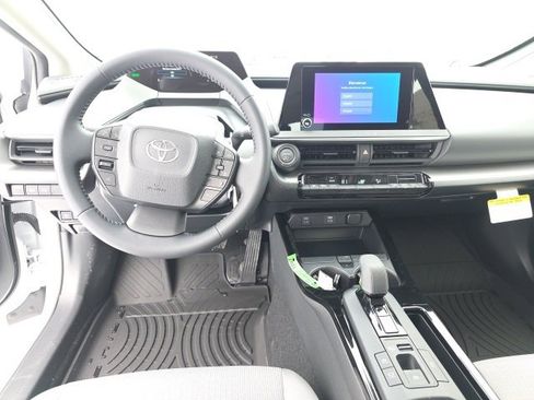 New 2026 Toyota Prius LE image 9