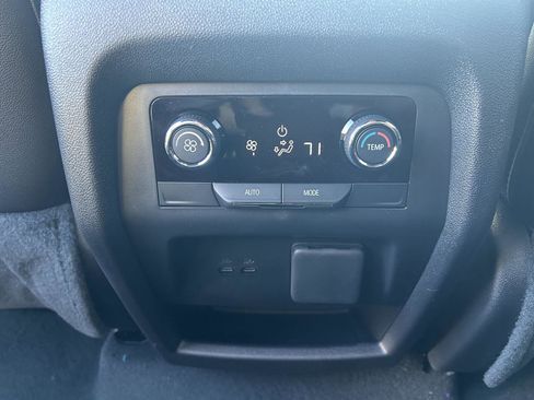 New 2026 Chevrolet Traverse LT w/ Driver Confidence Package image 29