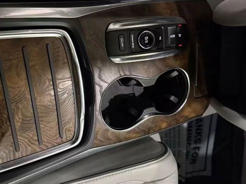 Used 2020 Acura MDX SH-AWD w/ Advance Package image 23