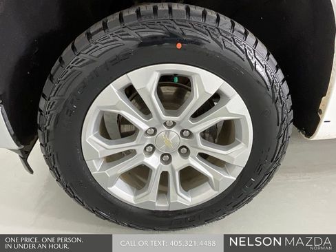 Used 2022 Chevrolet Silverado 1500 LTZ AWD/4WD image 10