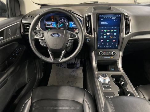 Certified 2022 Ford Edge SEL w/ Convenience Package image 8