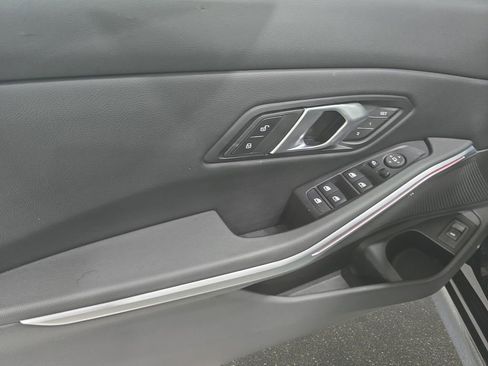 Certified 2024 BMW 330i Sedan w/ Convenience Package image 21