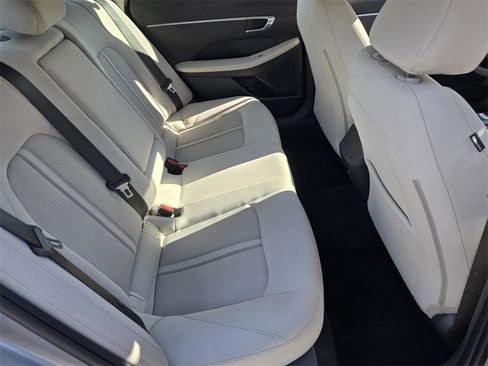 Used 2023 Hyundai Sonata SEL image 17