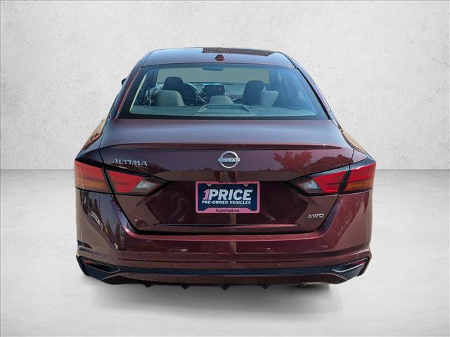 Used 2025 Nissan Altima 2.5 SV AWD/4WD image 6