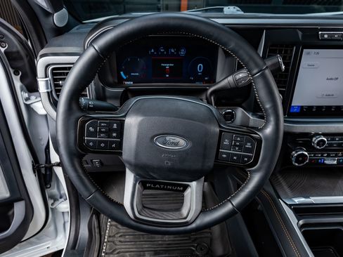 Used 2024 Ford F350 Platinum image 19