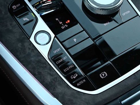 New 2026 BMW X5 xDrive40i w/ Executive Package image 17