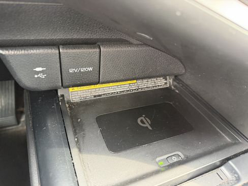 Certified 2019 Toyota Camry XSE FWD image 20