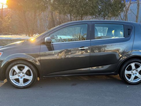 Used 2015 Chevrolet Sonic LTZ image 9