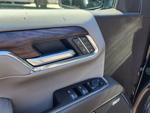 New 2026 GMC Sierra 1500 SLT w/ SLT Premium Plus Package image 15