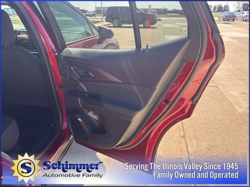 New 2026 Chevrolet Equinox EV LT w/ Comfort Package AWD/4WD image 18