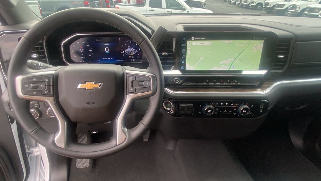 Used 2026 Chevrolet Silverado 2500 LT AWD/4WD image 23