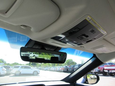 Used 2025 Lexus ES 350 w/ Premium Package FWD image 27