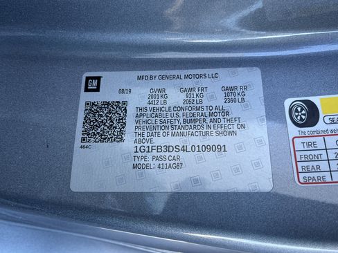 Used 2020 Chevrolet Camaro LT image 26