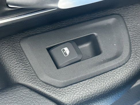 Used 2025 RAM 1500 Big Horn image 31