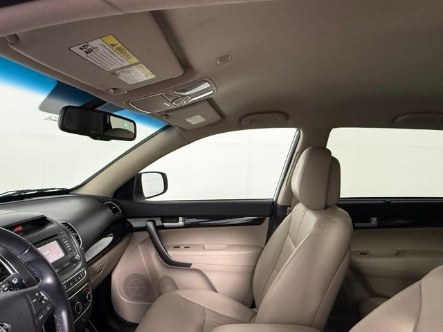 Used 2015 Kia Sorento LX FWD image 38