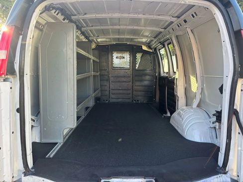 Used 2020 Chevrolet Express 2500 w/ Driver Convenience Package image 13