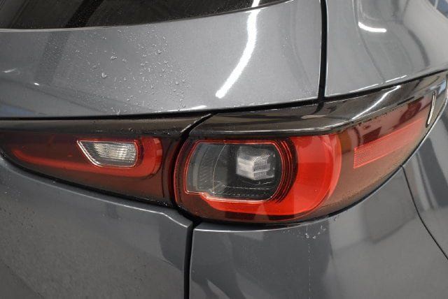 Used 2024 MAZDA CX-5 Carbon Edition AWD/4WD image 12