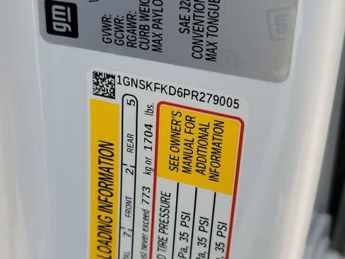 Used 2023 Chevrolet Suburban Premier image 29