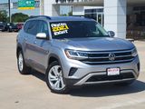 Used 2021 Volkswagen Atlas SE w/ Towing Package image 2