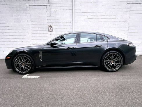 Certified 2023 Porsche Panamera 4 Platinum Edition AWD/4WD image 2