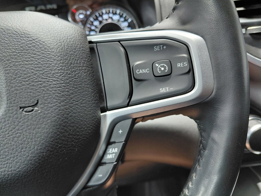Used 2023 RAM 1500 Big Horn AWD/4WD image 40