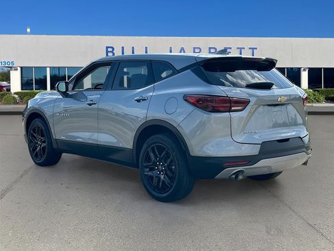 Used 2023 Chevrolet Blazer LT w/ Driver Confidence Package image 5