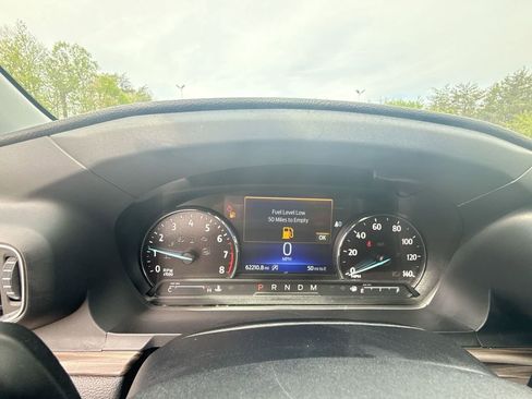Used 2020 Ford Explorer Limited w/ Class III Trailer Tow Package AWD/4WD image 10
