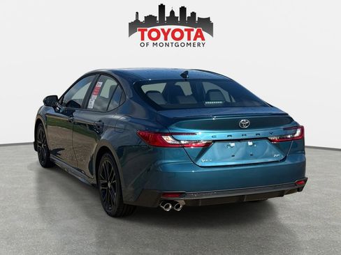 New 2026 Toyota Camry SE image 5