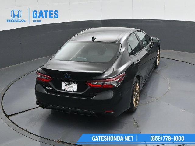 Used 2024 Toyota Camry SE w/ Convenience Package FWD image 42