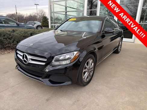 Used 2018 Mercedes-Benz C 300 4MATIC Sedan image 5