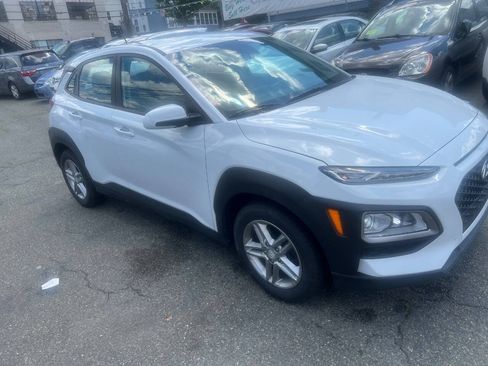 Used 2020 Hyundai Kona SE AWD/4WD image 5