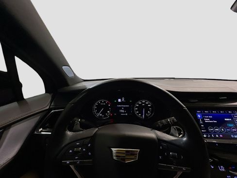 Used 2020 Cadillac XT6 Sport image 7