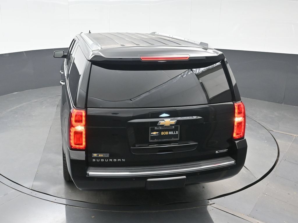 Used 2018 Chevrolet Suburban Premier AWD/4WD image 20