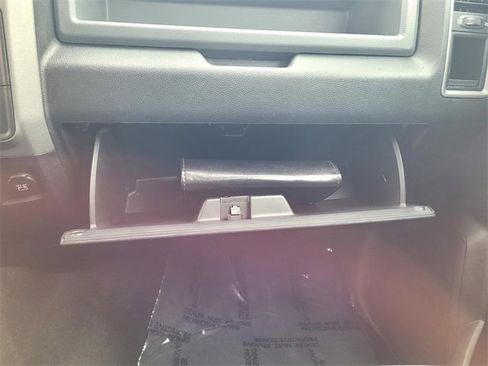 Used 2017 RAM 1500 Express image 17