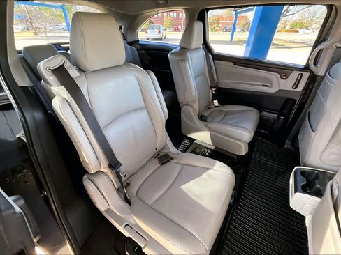 Certified 2019 Honda Odyssey EX-L image 19