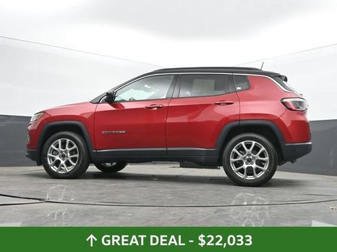 Used 2025 Jeep Compass Limited AWD/4WD image 50