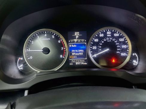 Used 2016 Lexus IS 200t RWD image 12