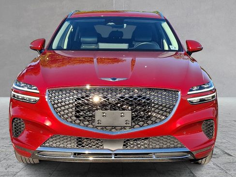 Certified 2025 Genesis GV70 2.5T w/ Advanced Package AWD/4WD image 2