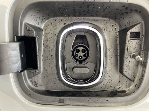 Certified 2026 Chevrolet Silverado EV LT AWD/4WD image 29