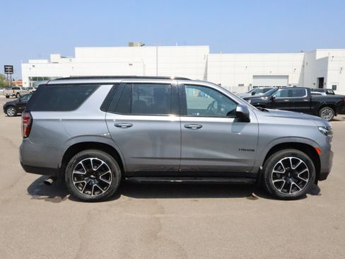 Used 2022 Chevrolet Tahoe RST w/ Max Trailering Package AWD/4WD image 8