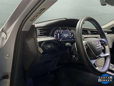 Used 2023 Audi e-tron Premium Plus image 34