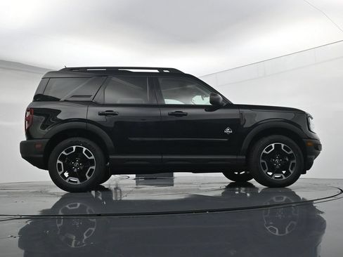 Used 2023 Ford Bronco Sport Outer Banks w/ Tech Package AWD/4WD image 38
