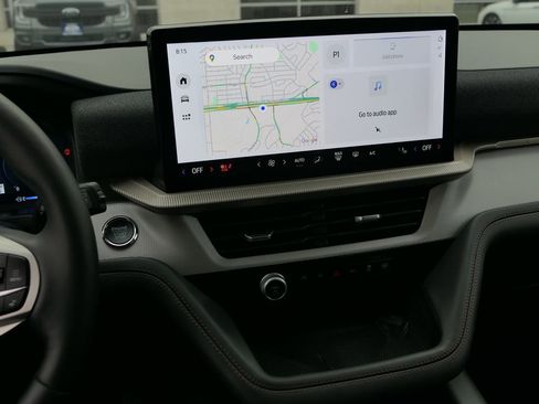 Used 2025 Ford Explorer Active w/ Active Comfort Package image 20