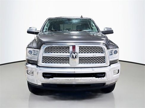 Used 2017 RAM 2500 Laramie image 3