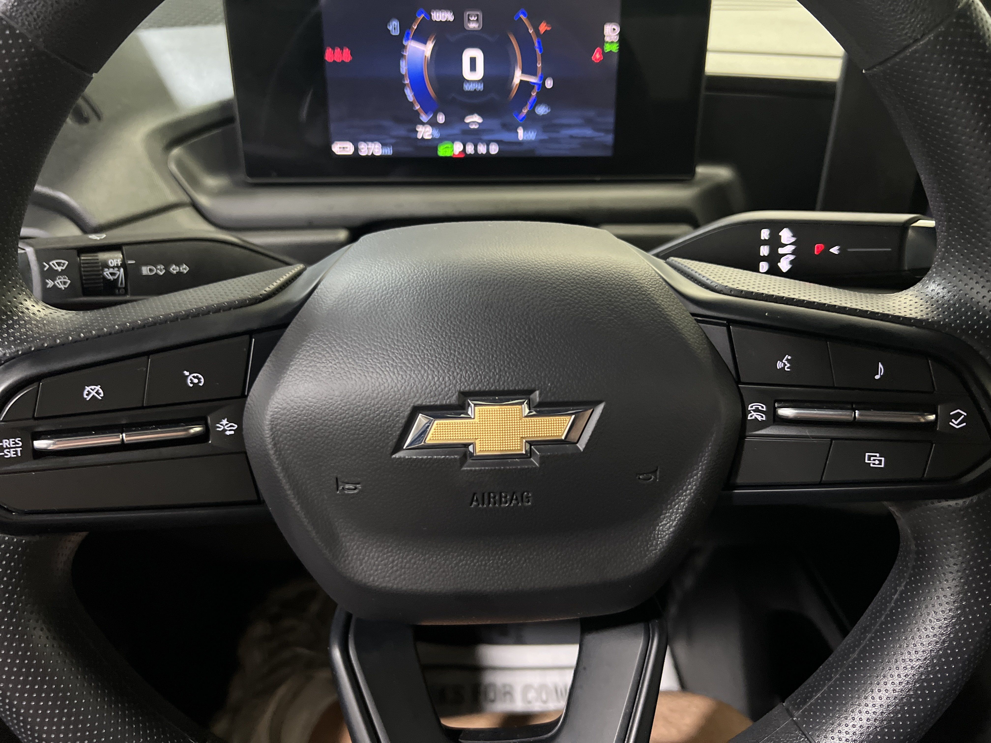 Certified 2025 Chevrolet Silverado EV W/T AWD/4WD image 21