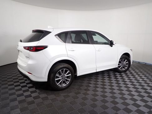 Used 2024 MAZDA CX-5 AWD 2.5 S w/ Select Package image 18