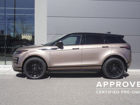 Used 2026 Land Rover Range Rover Evoque Dynamic SE AWD/4WD image 8