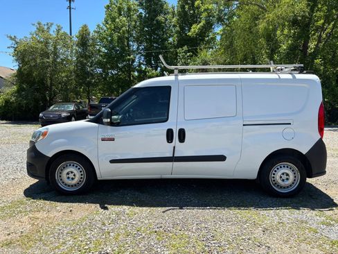 Used 2021 RAM ProMaster City Tradesman FWD image 2